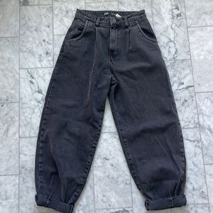 Zara Paperbag Jeans in Washed Black Size 34/2